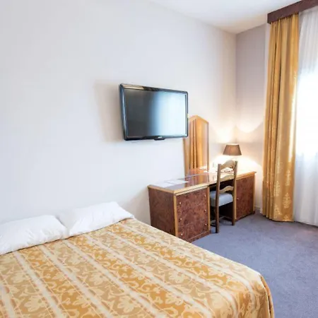 Le Manoir 호텔 3*